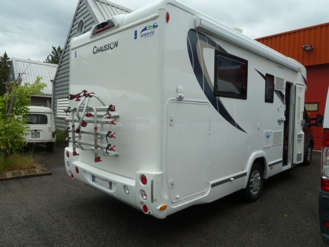 camping car d'occasion CHAUSSON FLASH 718 EB LIT CENTRAL - Achat